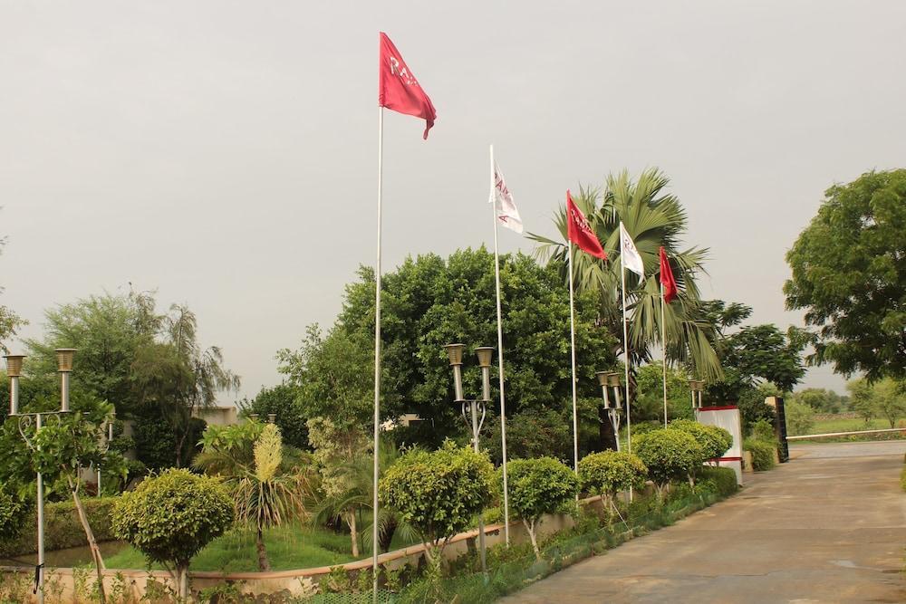 Ramada By Wyndham Jaipur Jaisinghpura Hotell Exteriör bild