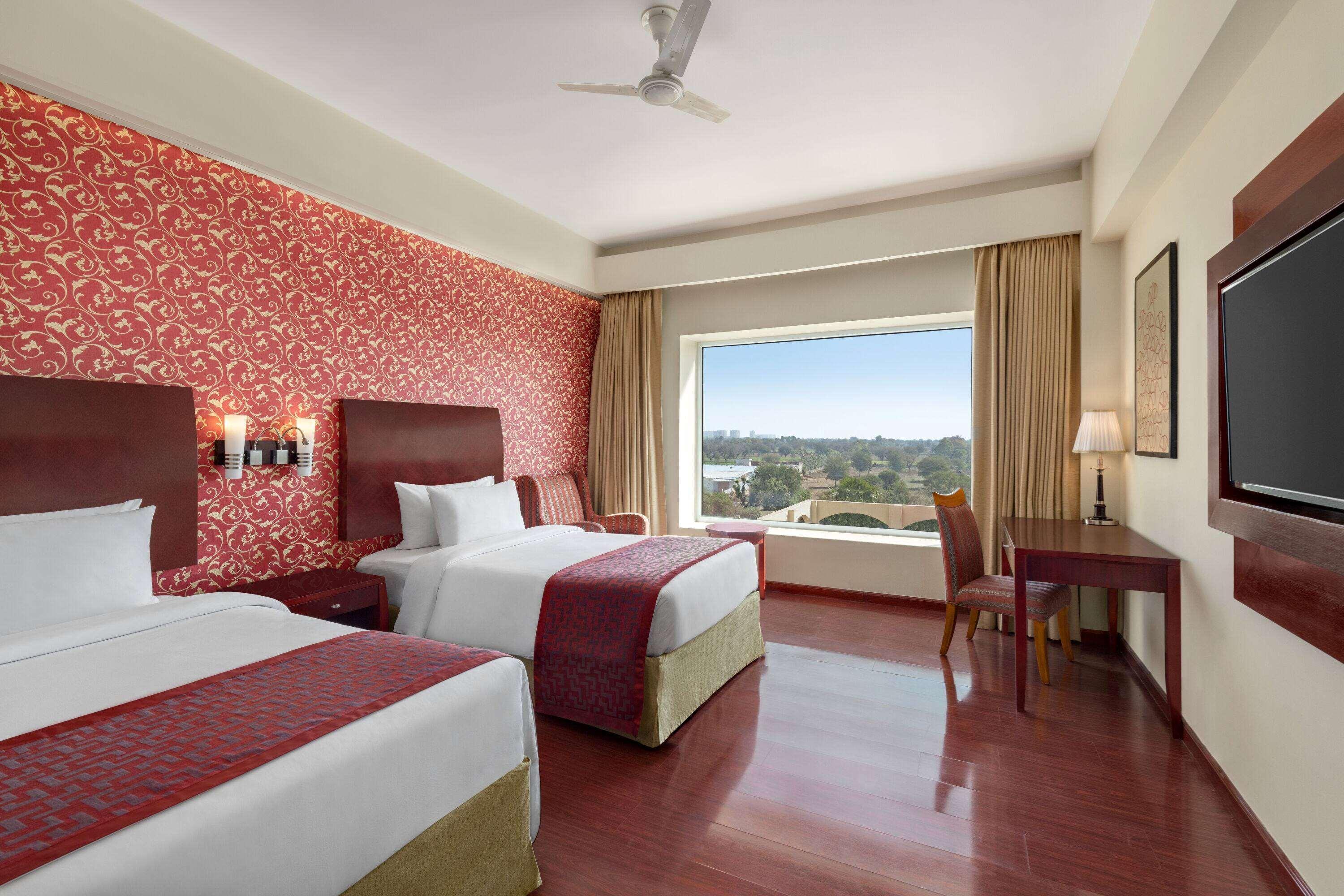 Ramada By Wyndham Jaipur Jaisinghpura Hotell Exteriör bild
